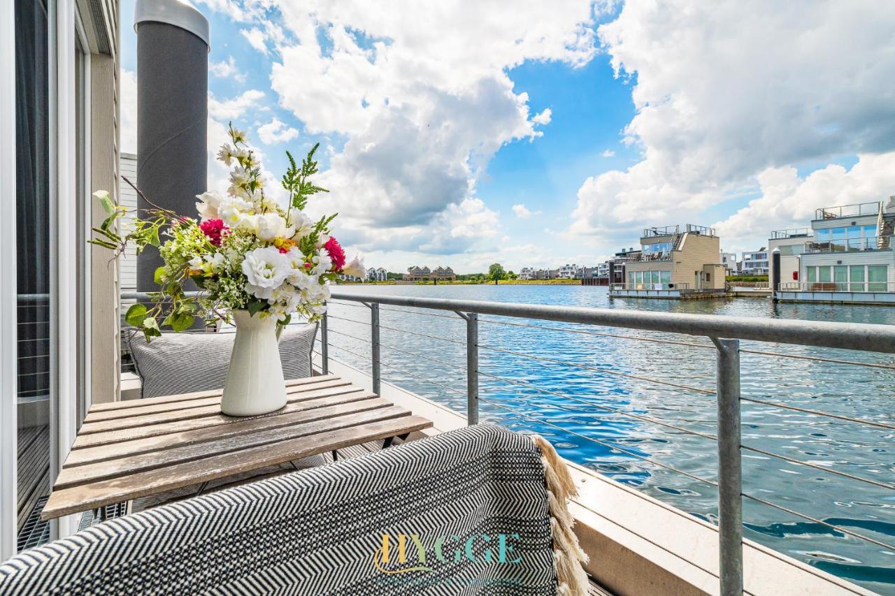 Hotel Schwimmendes Haus Hygge Olpenitz Exterior foto